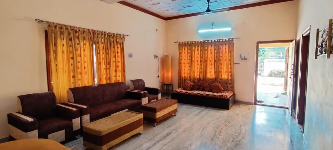 Sangeeta'S Homestay Jagdalpur Exteriör bild